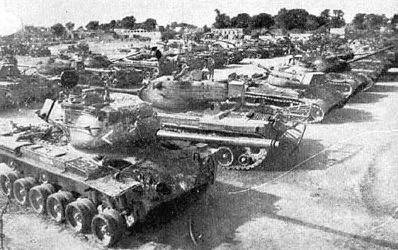Hindistan ordusu tarafından ele geçirilen Pakistan Patton Tankları