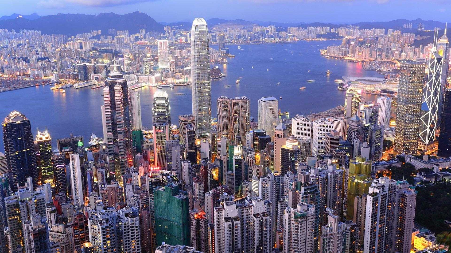 Ekonomik Dev Hong Kong'un Tarihçesi ve Yönetimi - Stratejik Ortak